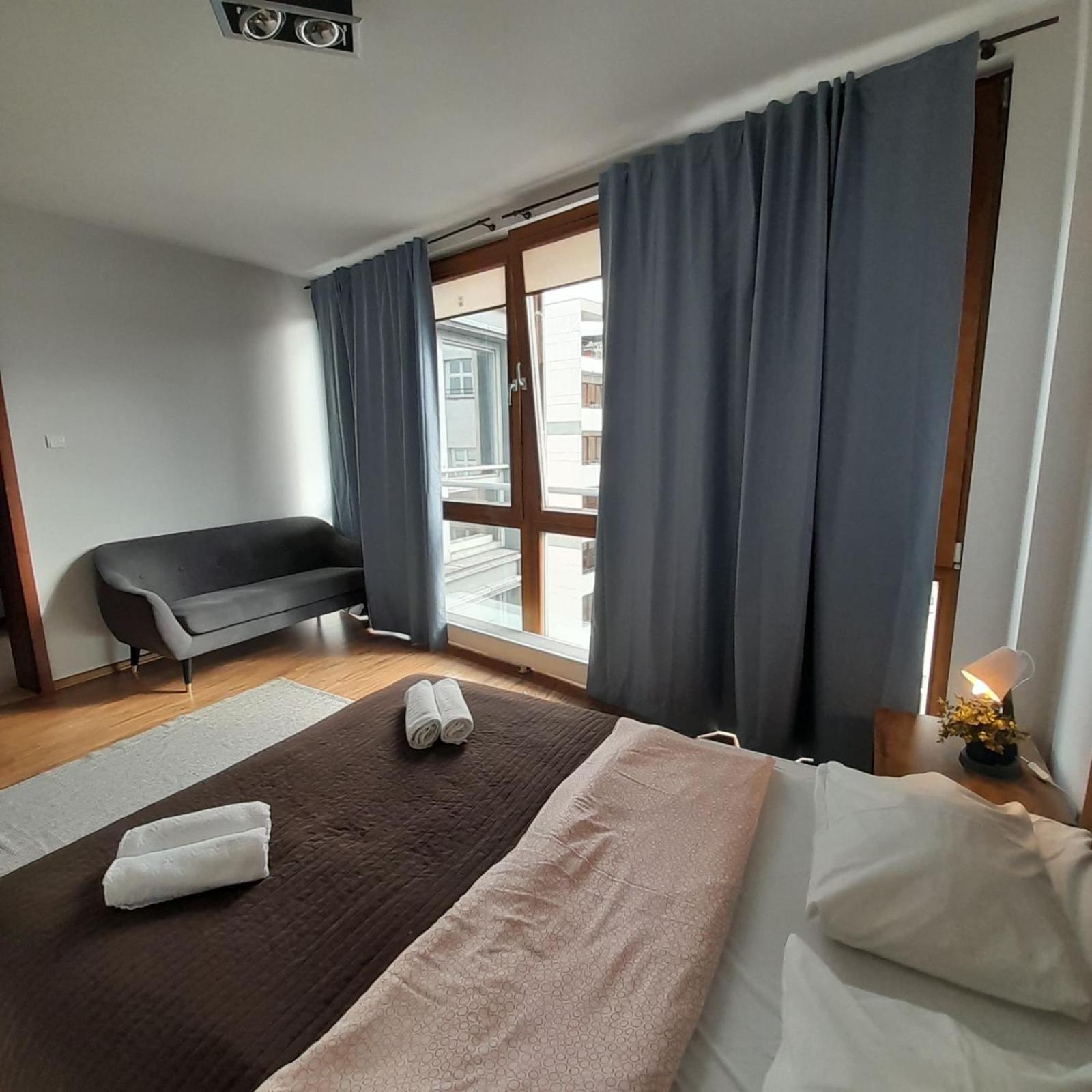 Luxury Apartment Piekna Варшава Екстериор снимка