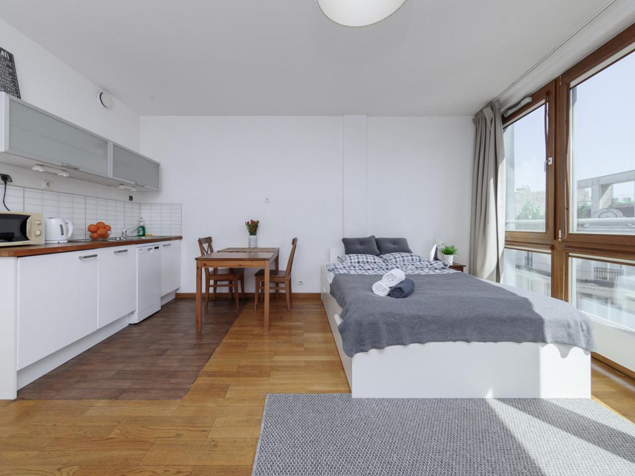 Luxury Apartment Piekna Варшава Екстериор снимка