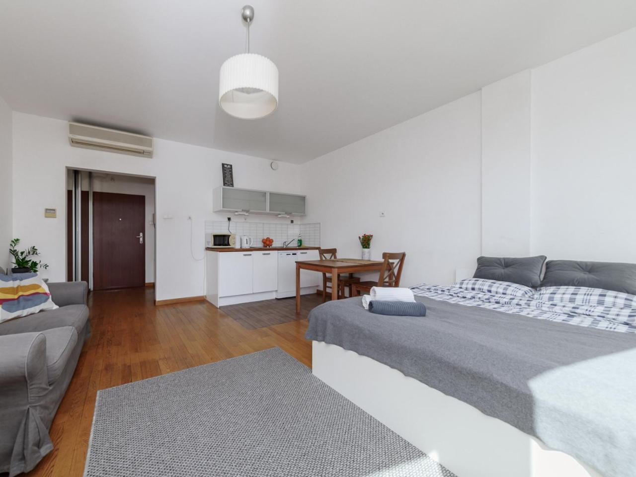 Luxury Apartment Piekna Варшава Екстериор снимка